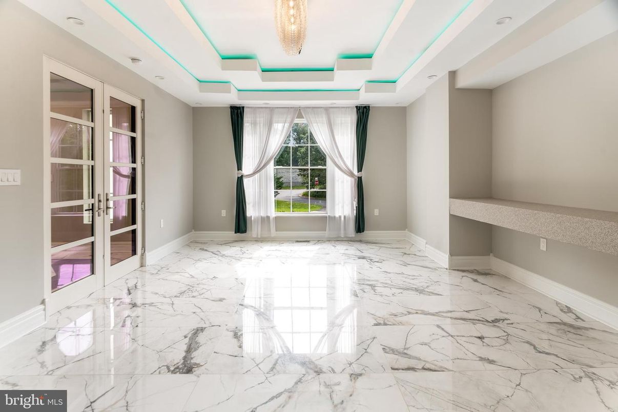 Empty room, Interior, Marble