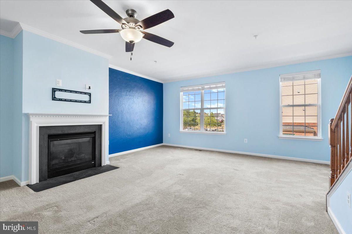 Empty room, Fireplace, Interior