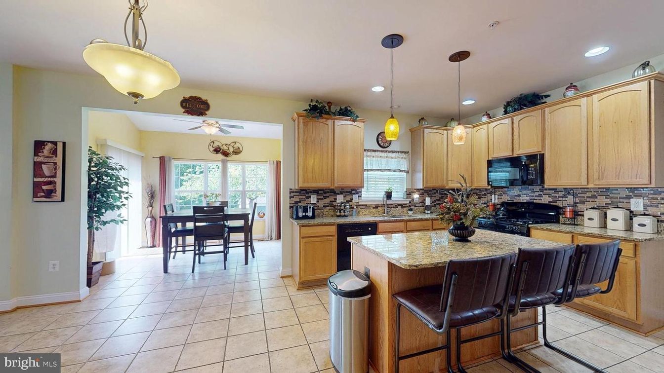 Dining room, Interior, Kitchen, Pendant Lights, Recessed Lighting
