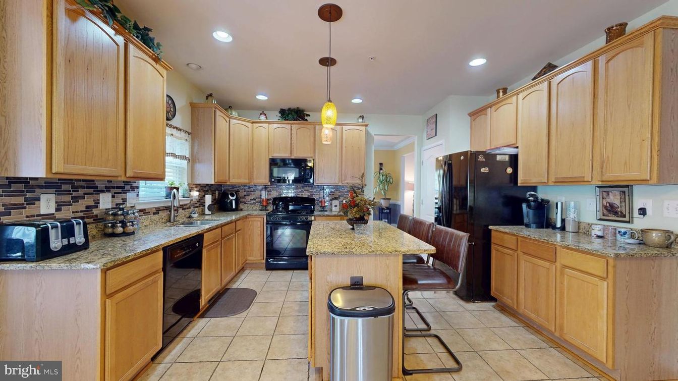 Interior, Kitchen, Pendant Lights, Recessed Lighting