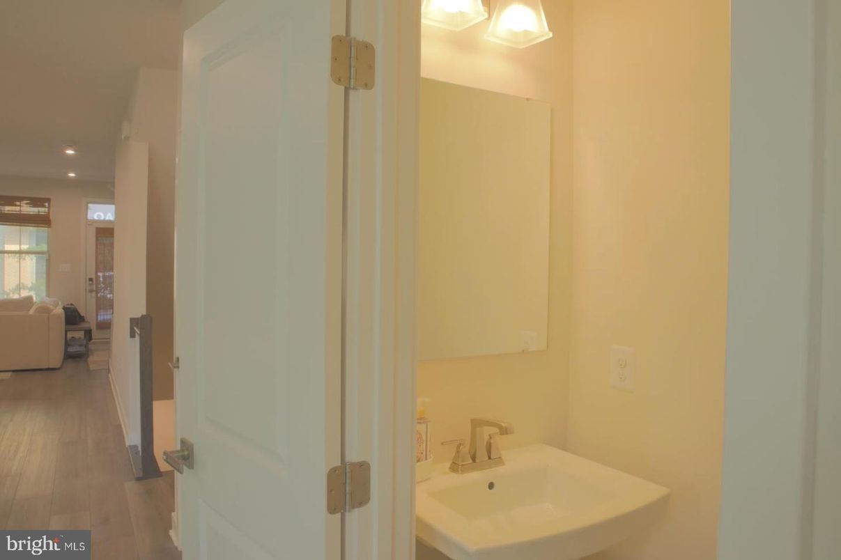 Bathroom, Interior, Recessed Lighting, Wood Texture Flooring