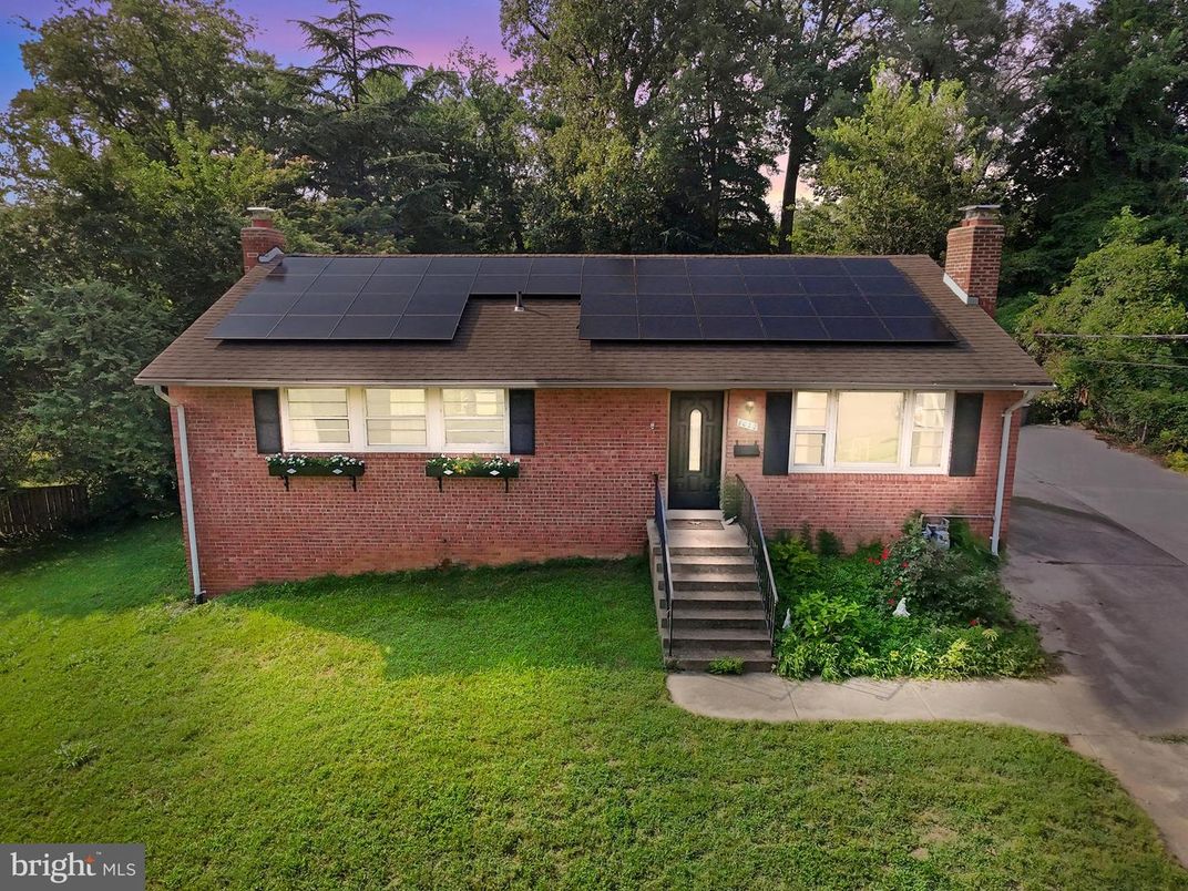 Backyard, Exterior, Solar Panels