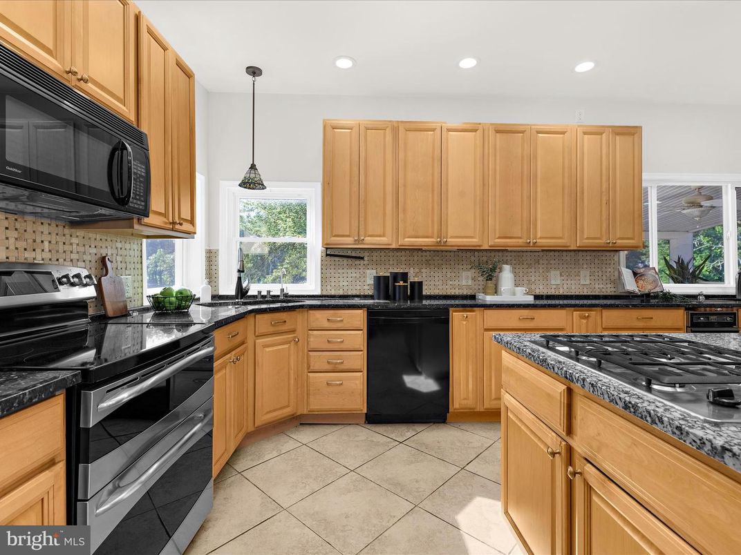 Interior, Kitchen, Pendant Lights, Recessed Lighting