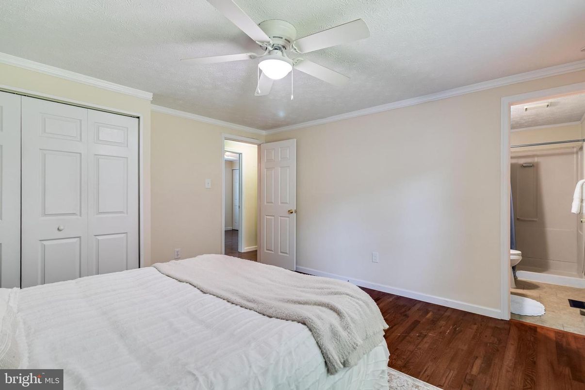Bathroom, Bedroom, Interior, Wood Texture Flooring
