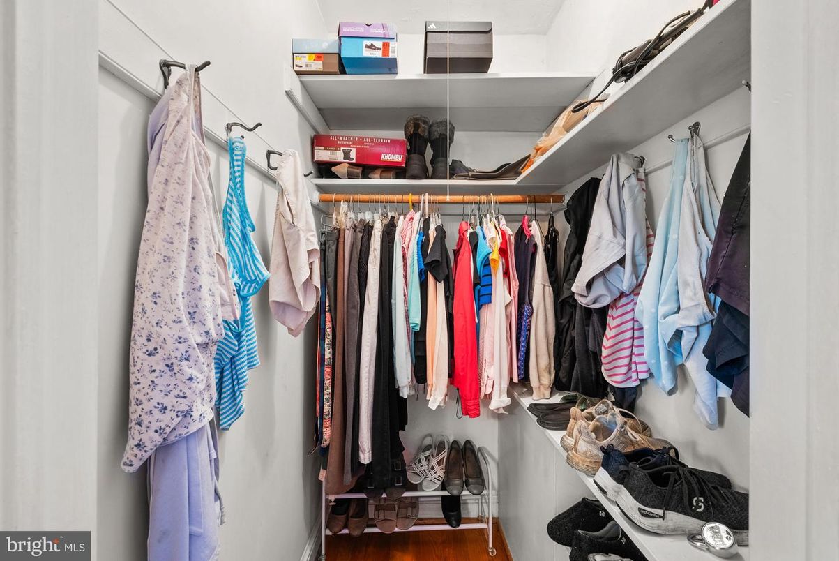 Interior, Walk-in Closets
