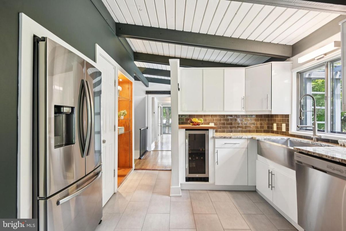 Interior, Kitchen, Stainless Steel Appliances