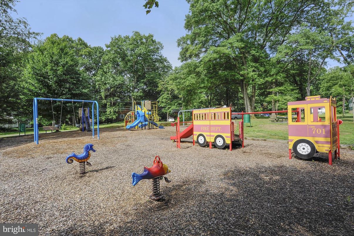 Backyard, Exterior, Playground