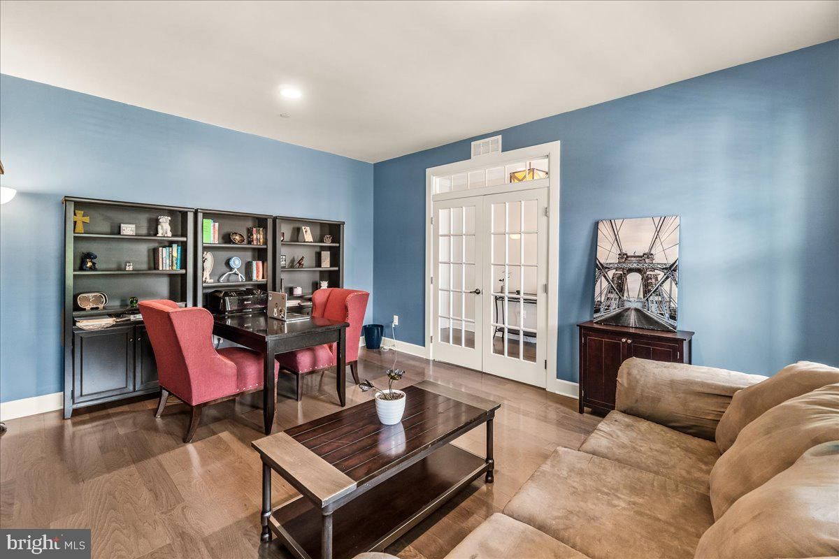 Home Office, Interior, Living room, Recessed Lighting, Wood Texture Flooring