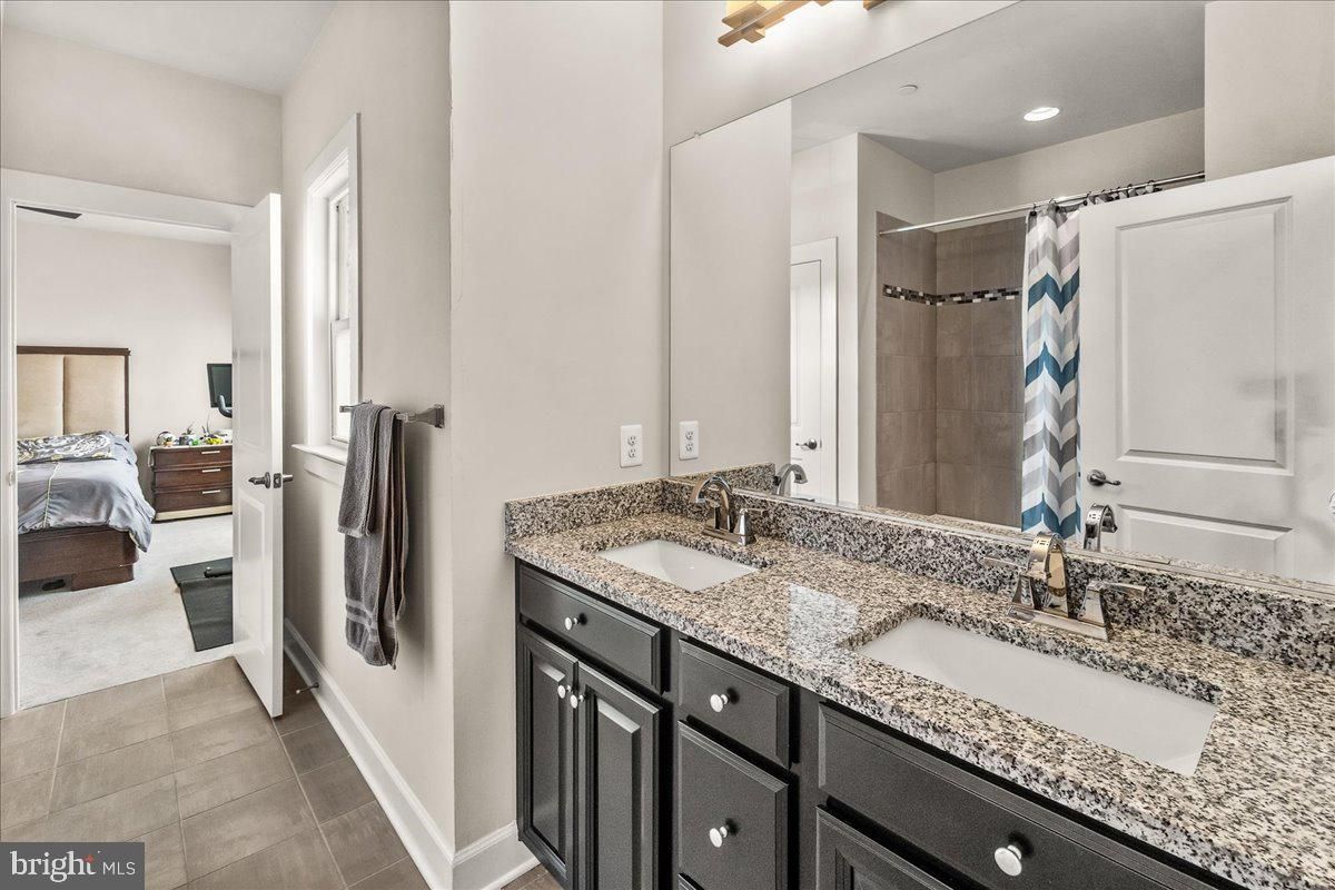 Bathroom, Bedroom, Dual Sink Vanities, Interior, Recessed Lighting