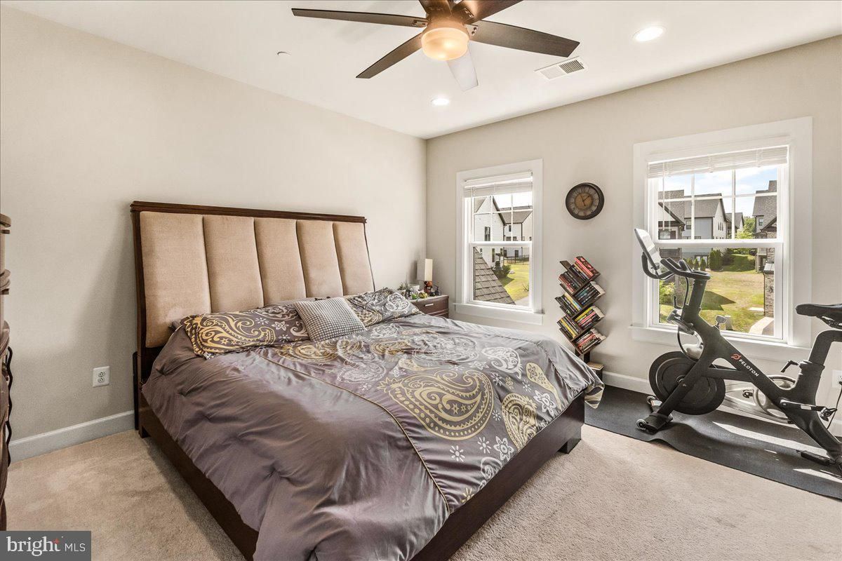 Bedroom, Fitness Equipment, Interior, Recessed Lighting