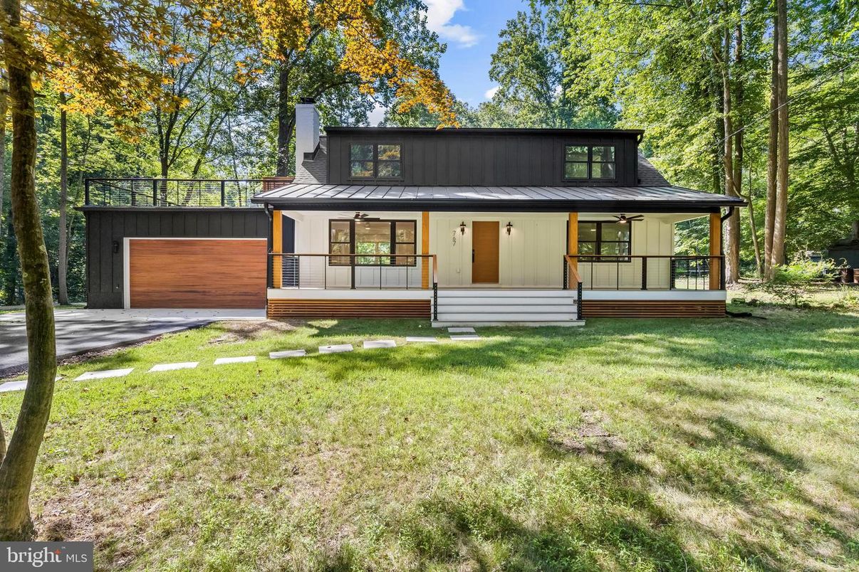 Attached, Backyard, Exterior, Facade, Farmhouse