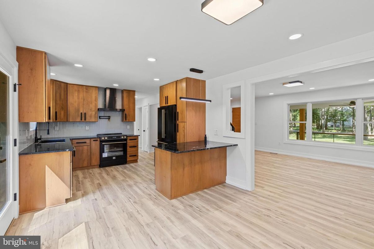 Interior, Kitchen, Recessed Lighting, Wood Texture Flooring