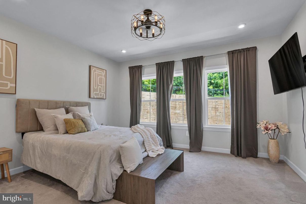 Bedroom, Interior, Recessed Lighting