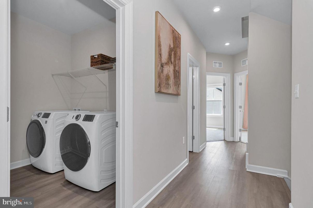 Interior, Recessed Lighting, Utility Closets, Washer, Wood Texture Flooring