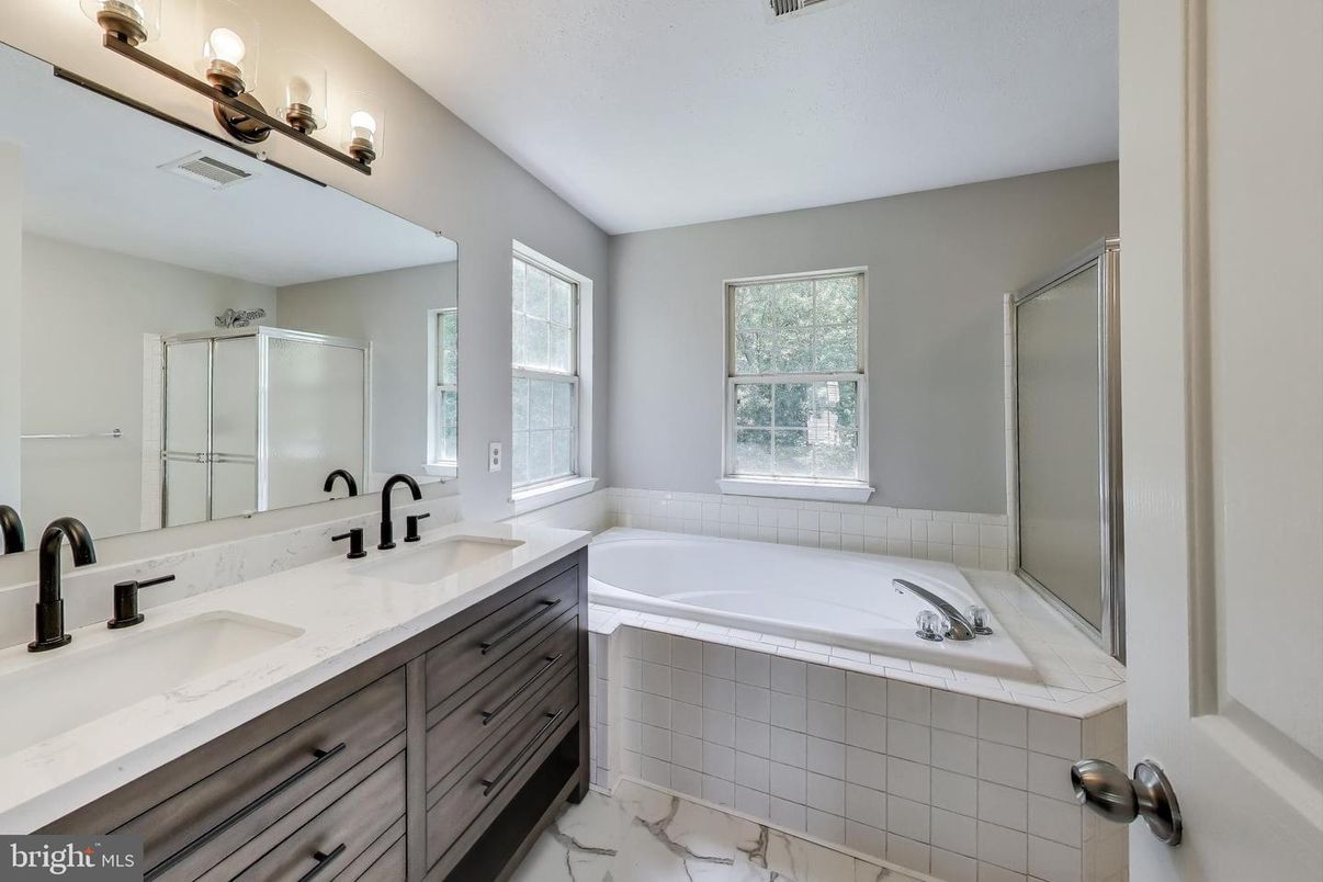 Bathroom, Dual Sink Vanities, Interior, Marble