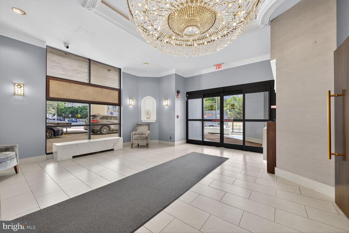 Chandelier, Interior, Recessed Lighting