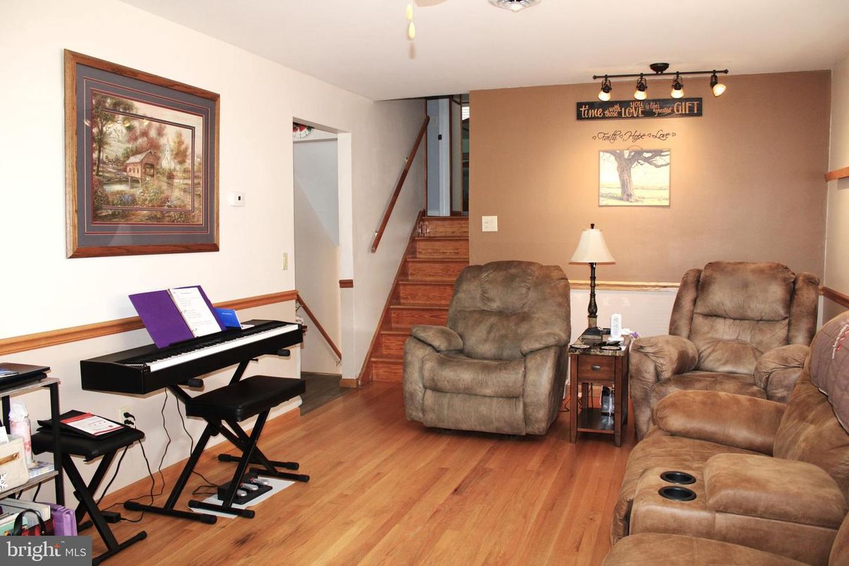 Interior, Living room, Piano, Wood Texture Flooring