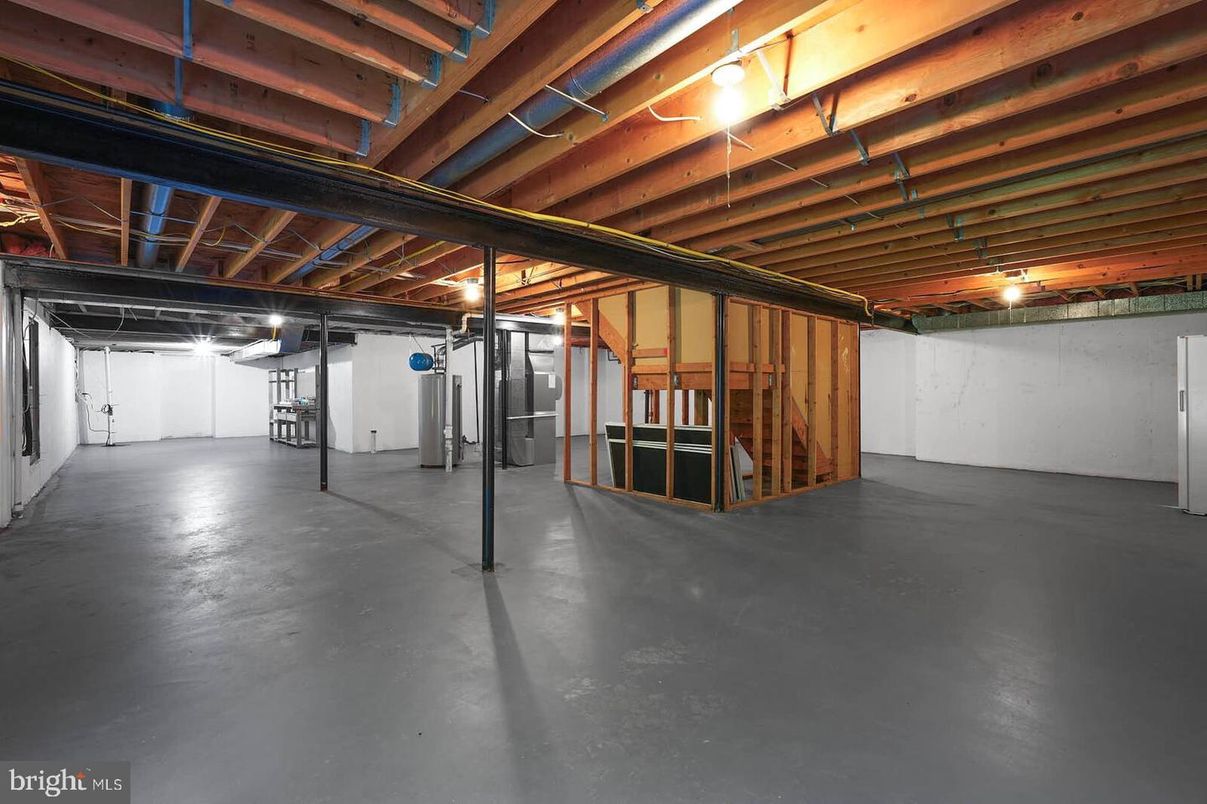 Interior, Wooden Beams