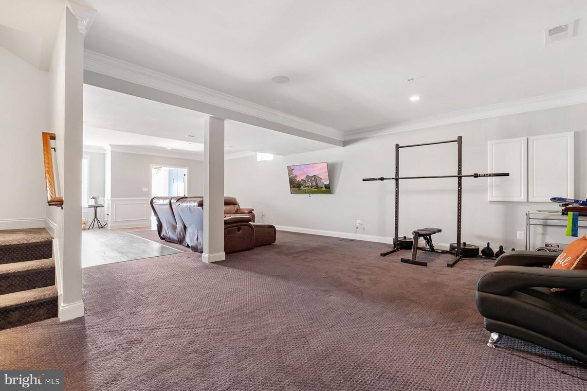 Fitness Equipment, Interior, Recessed Lighting