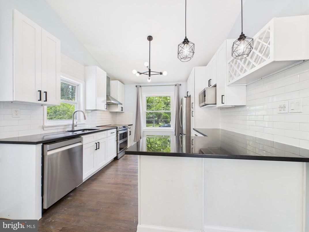 Interior, Kitchen, Pendant Lights, Stainless Steel Appliances, Wood Texture Flooring
