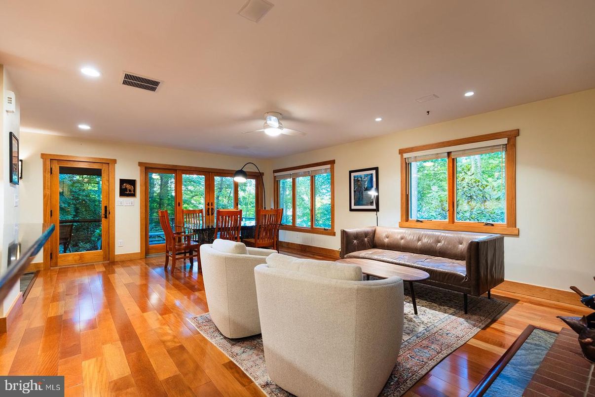 Dining room, Interior, Living room, Recessed Lighting, Wood Texture Flooring