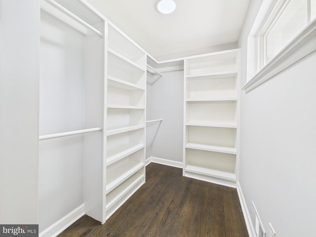 Interior, Recessed Lighting, Walk-in Closets, Wood Texture Flooring