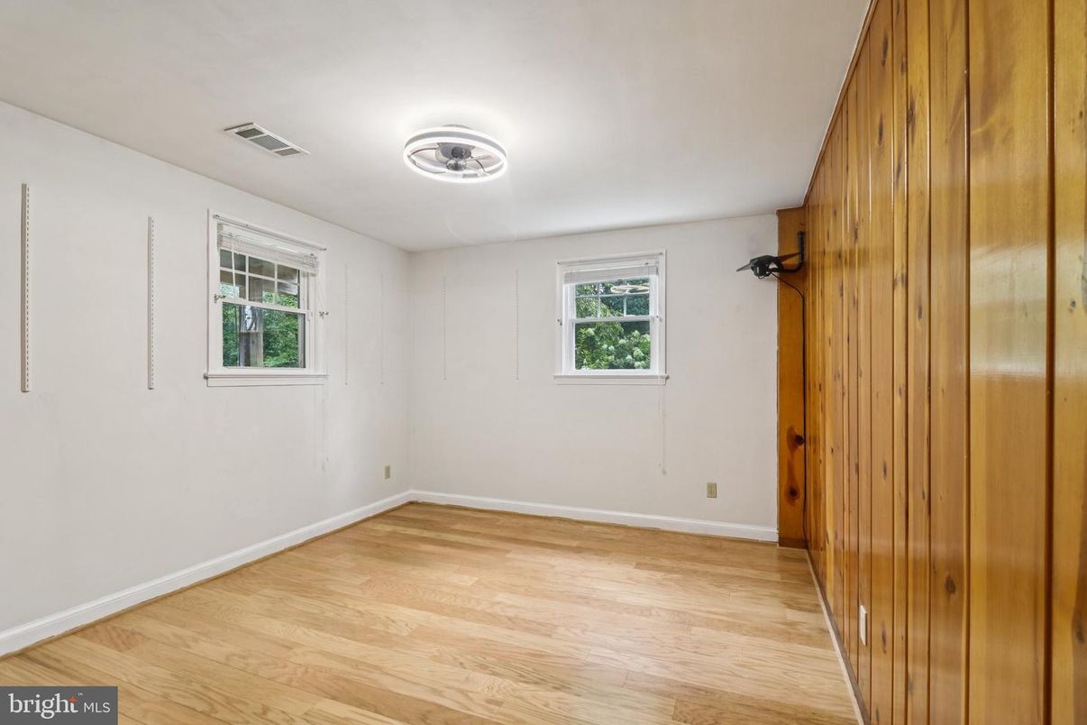Empty room, Interior, Wood Texture Flooring, Wooden Walls