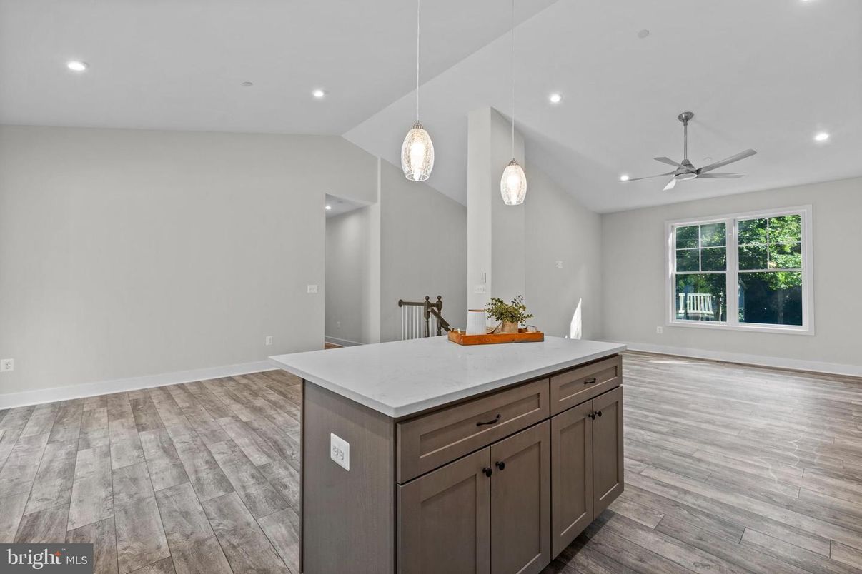 Empty room, Interior, Pendant Lights, Recessed Lighting, Wood Texture Flooring