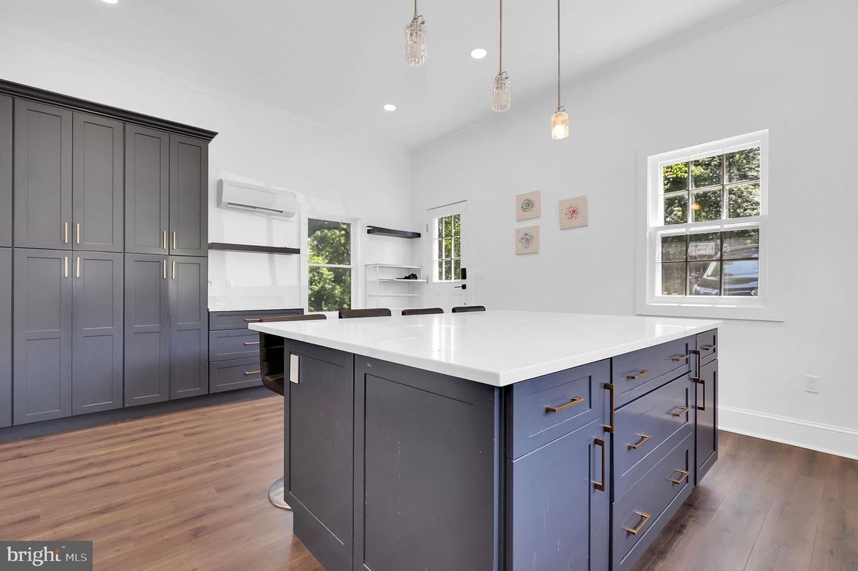 Interior, Kitchen, Pendant Lights, Recessed Lighting, Wood Texture Flooring
