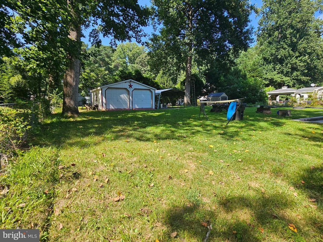 Backyard, Detached Garage, Exterior