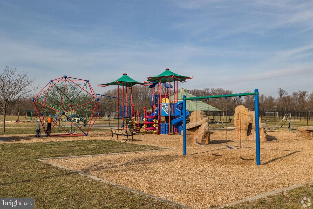 Backyard, Exterior, Playground