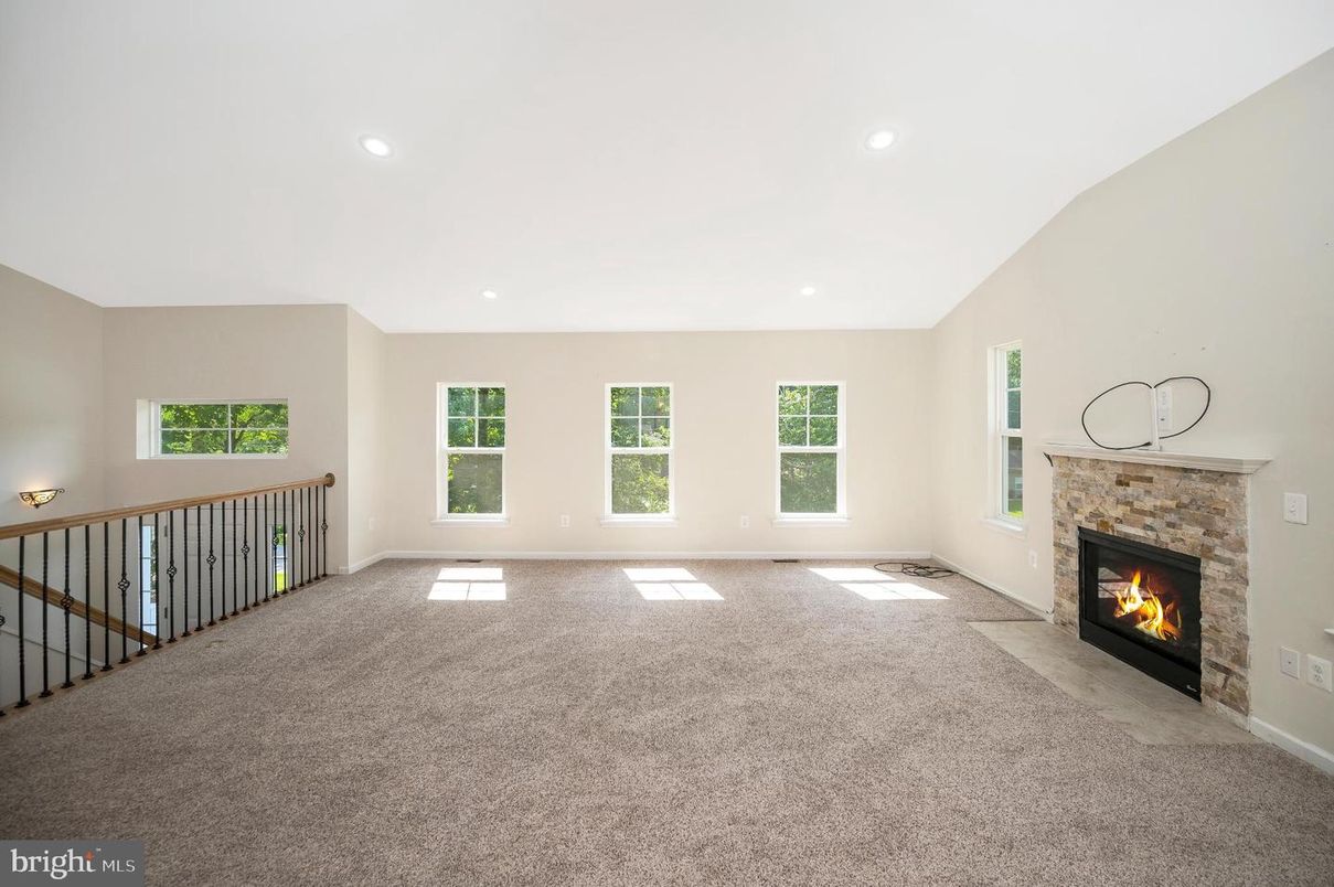 Empty room, Fireplace, Interior, Recessed Lighting