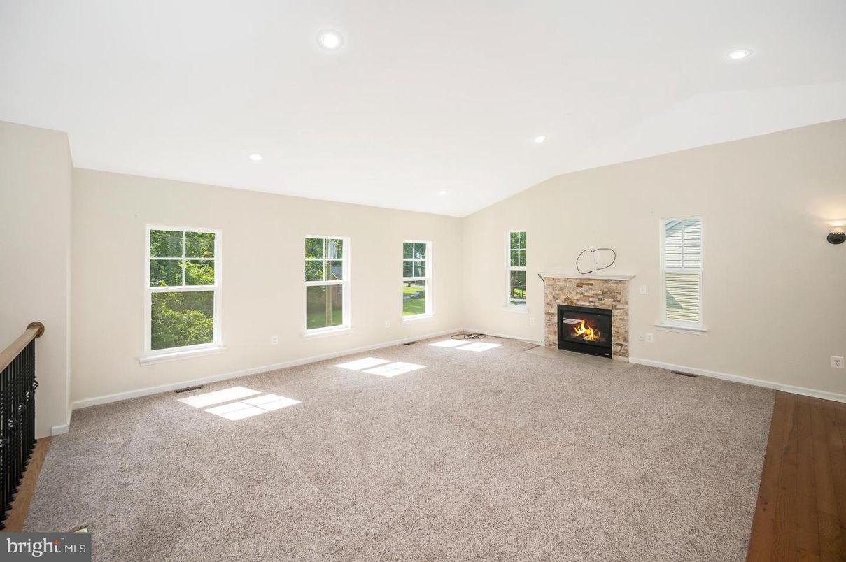 Empty room, Fireplace, Interior, Recessed Lighting