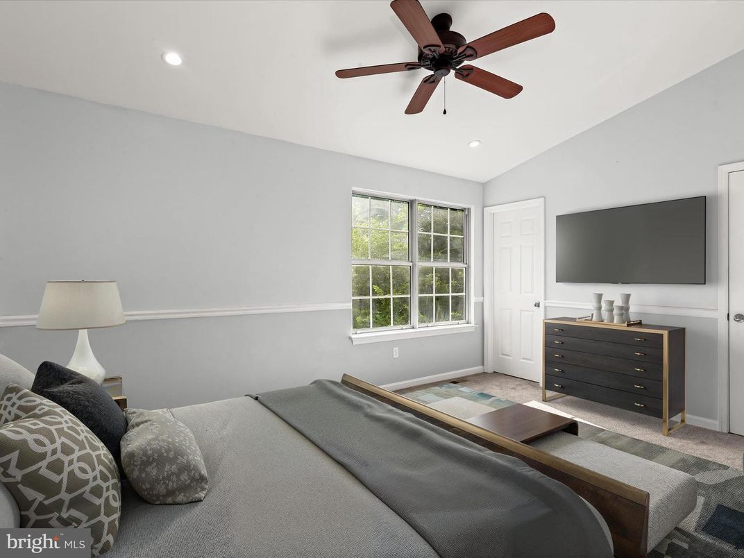 Bedroom, Interior, Recessed Lighting
