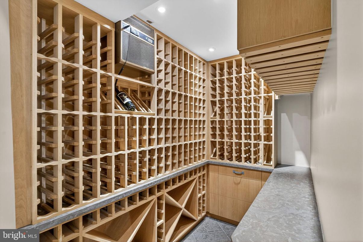 Interior, Recessed Lighting, Wine Storage