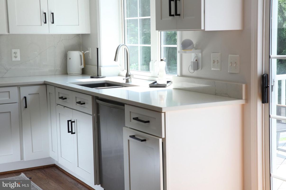 Interior, Kitchen, Marble Walls, Wood Texture Flooring
