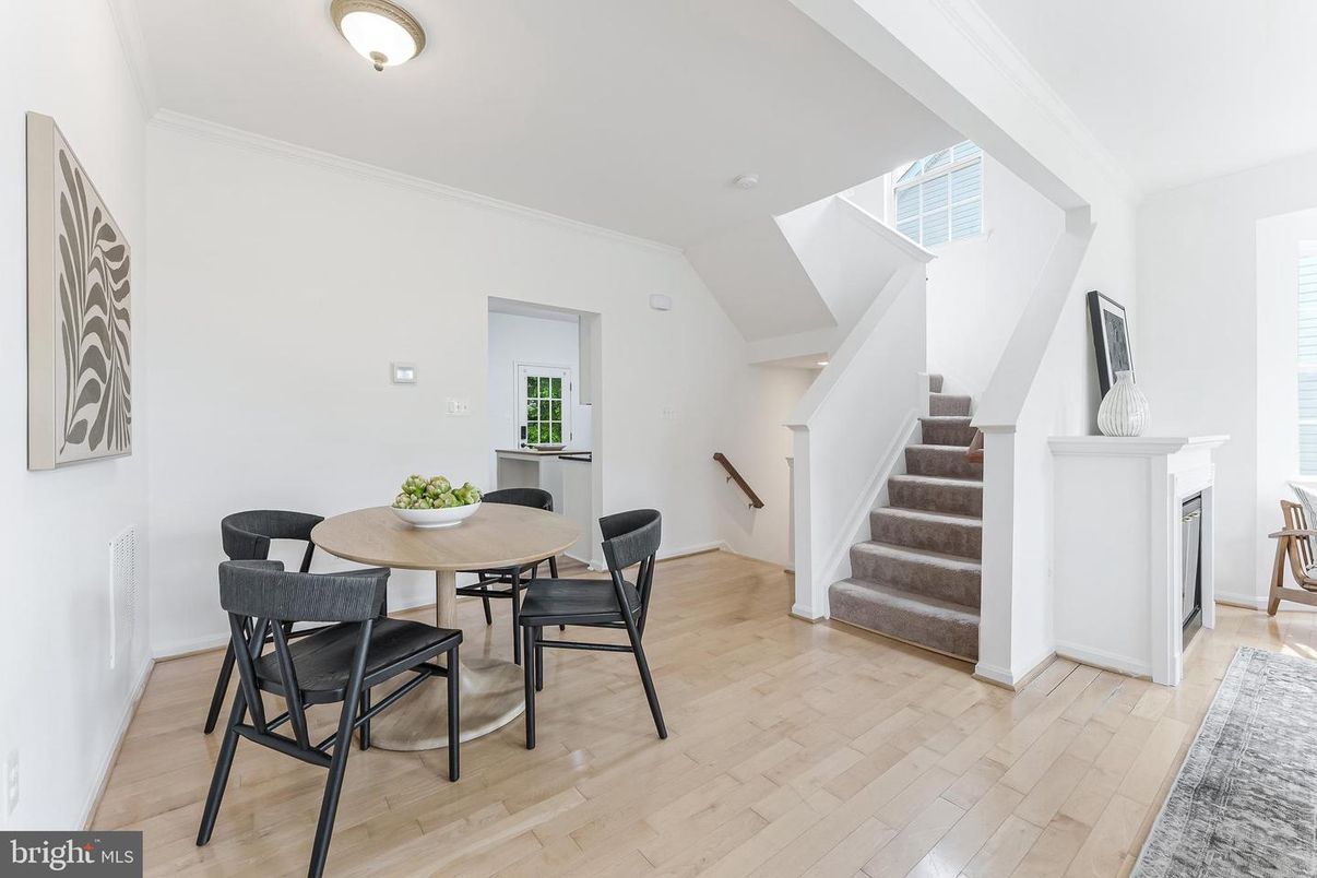 Dining room, Interior, Wood Texture Flooring