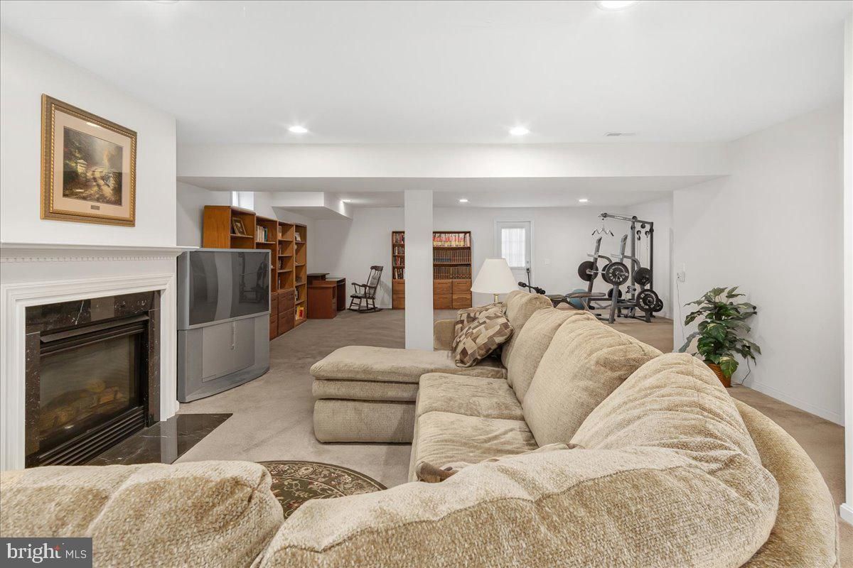 Fireplace, Fitness Equipment, Interior, Living room, Recessed Lighting
