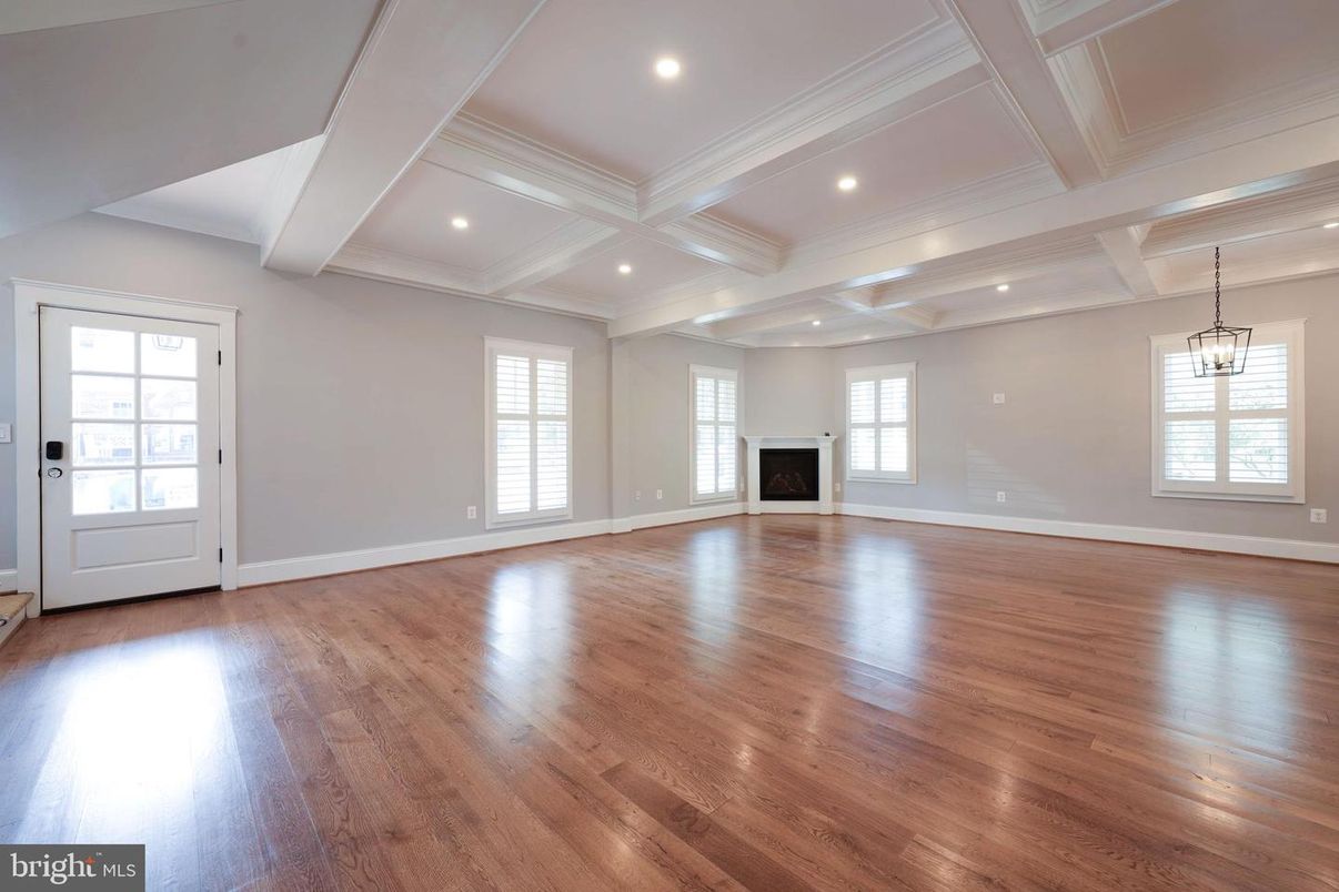 Empty room, Interior, Pendant Lights, Recessed Lighting, Wood Texture Flooring