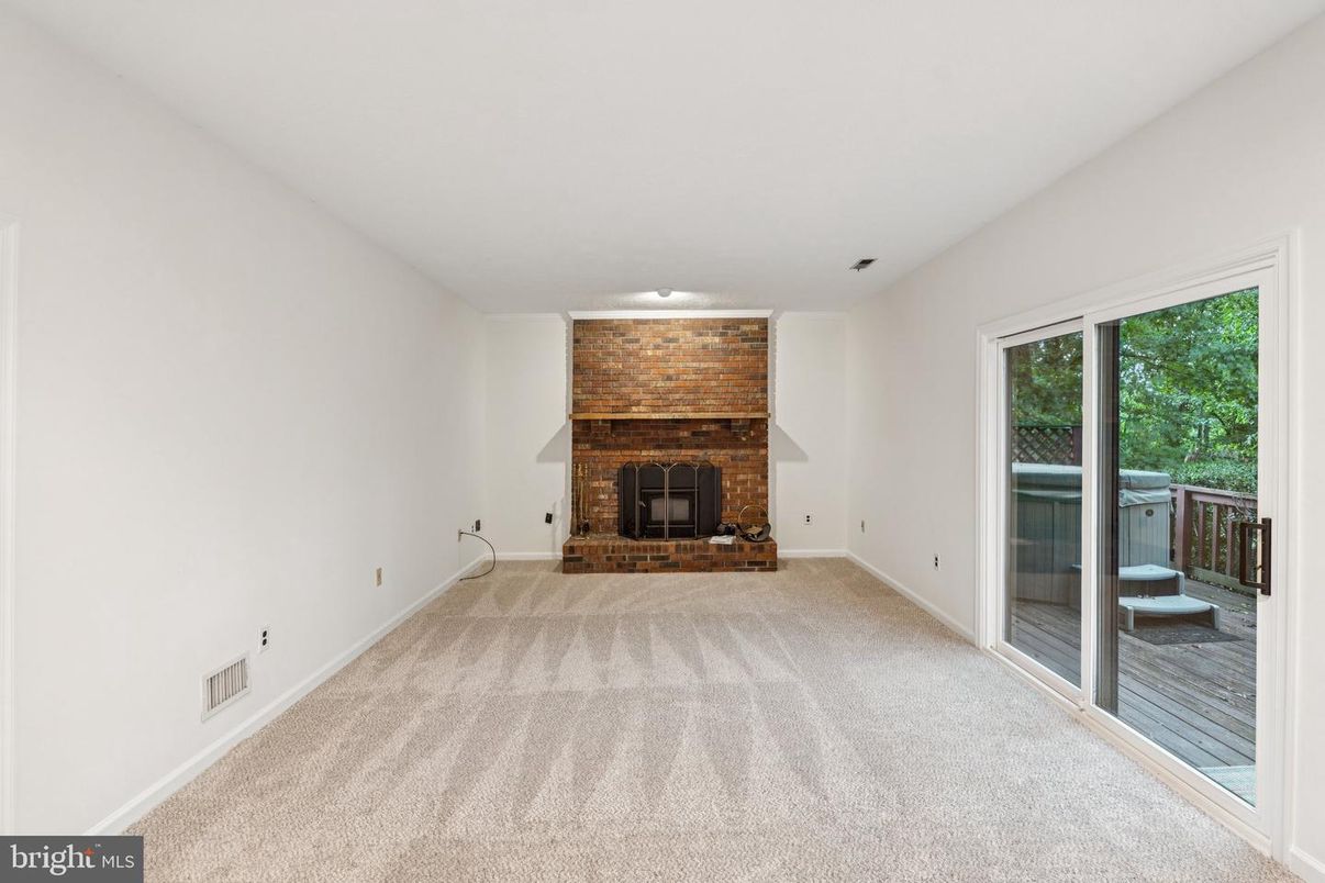 Empty room, Fireplace, Interior, Stone Walls