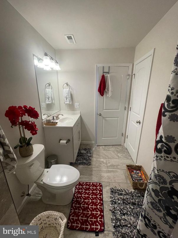 Bathroom, Interior
