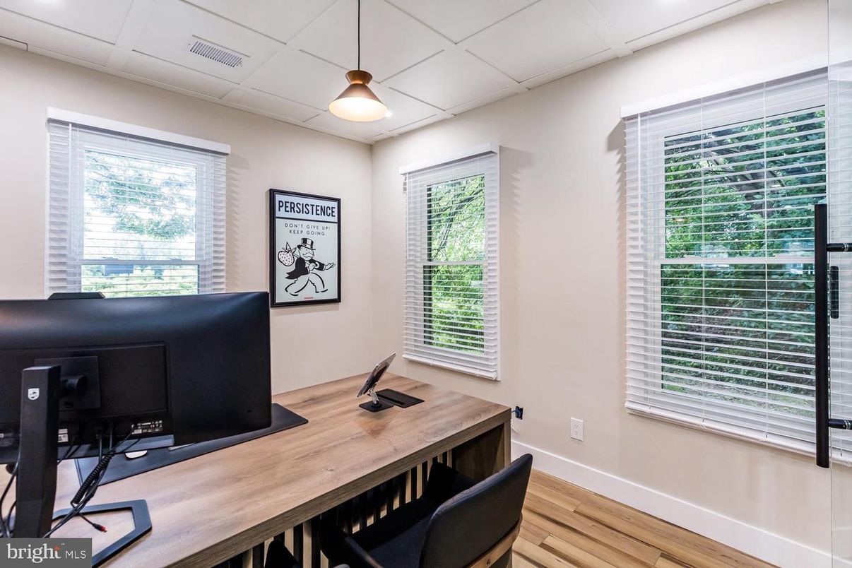 Home Office, Interior, Pendant Lights, Recessed Lighting, Wood Texture Flooring