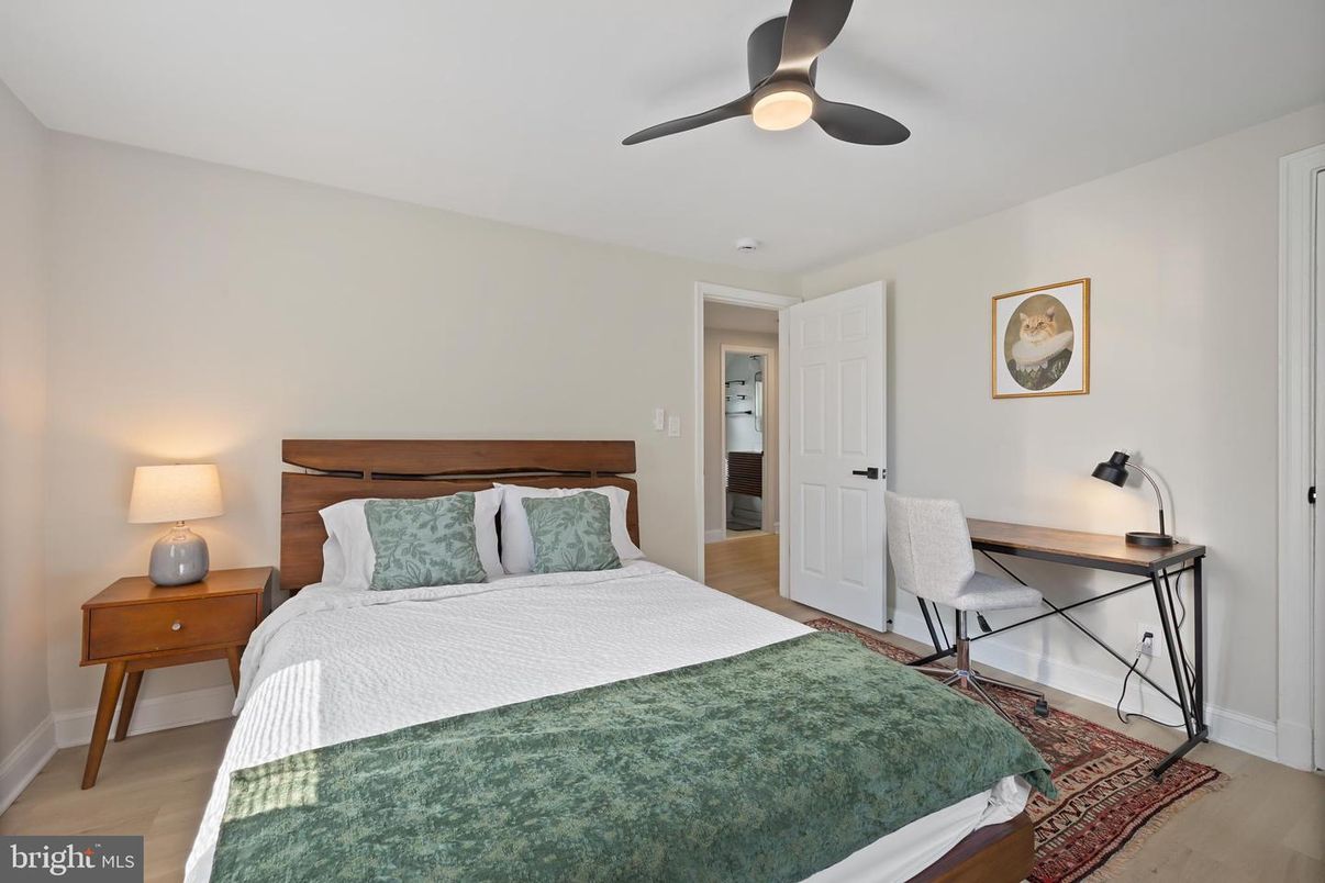 Bedroom, Home Office, Interior, Wood Texture Flooring