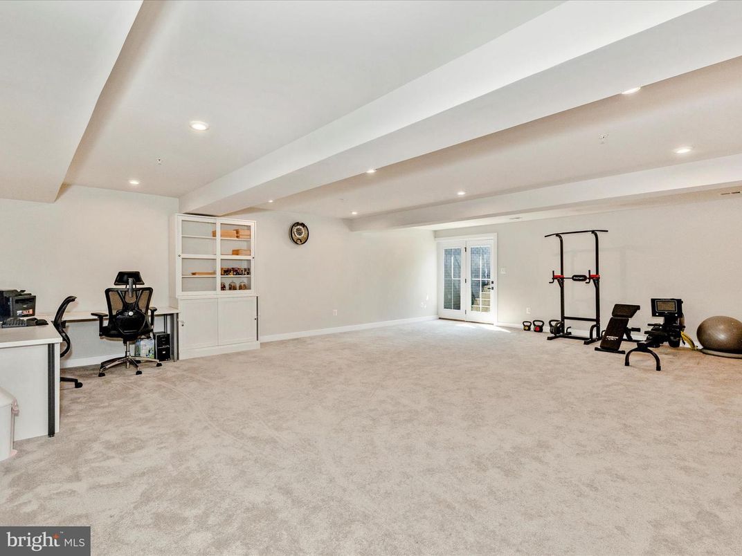Fitness Equipment, Home Office, Interior, Recessed Lighting