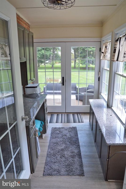 Interior, Sun Room, Wood Texture Flooring