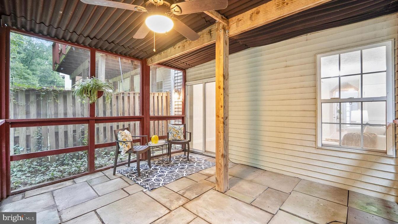 Interior, Sun Room, Wooden Beams