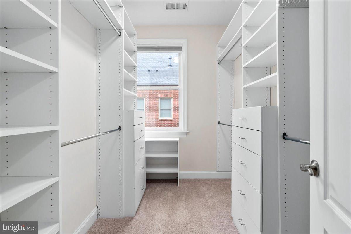 Interior, Walk-in Closets