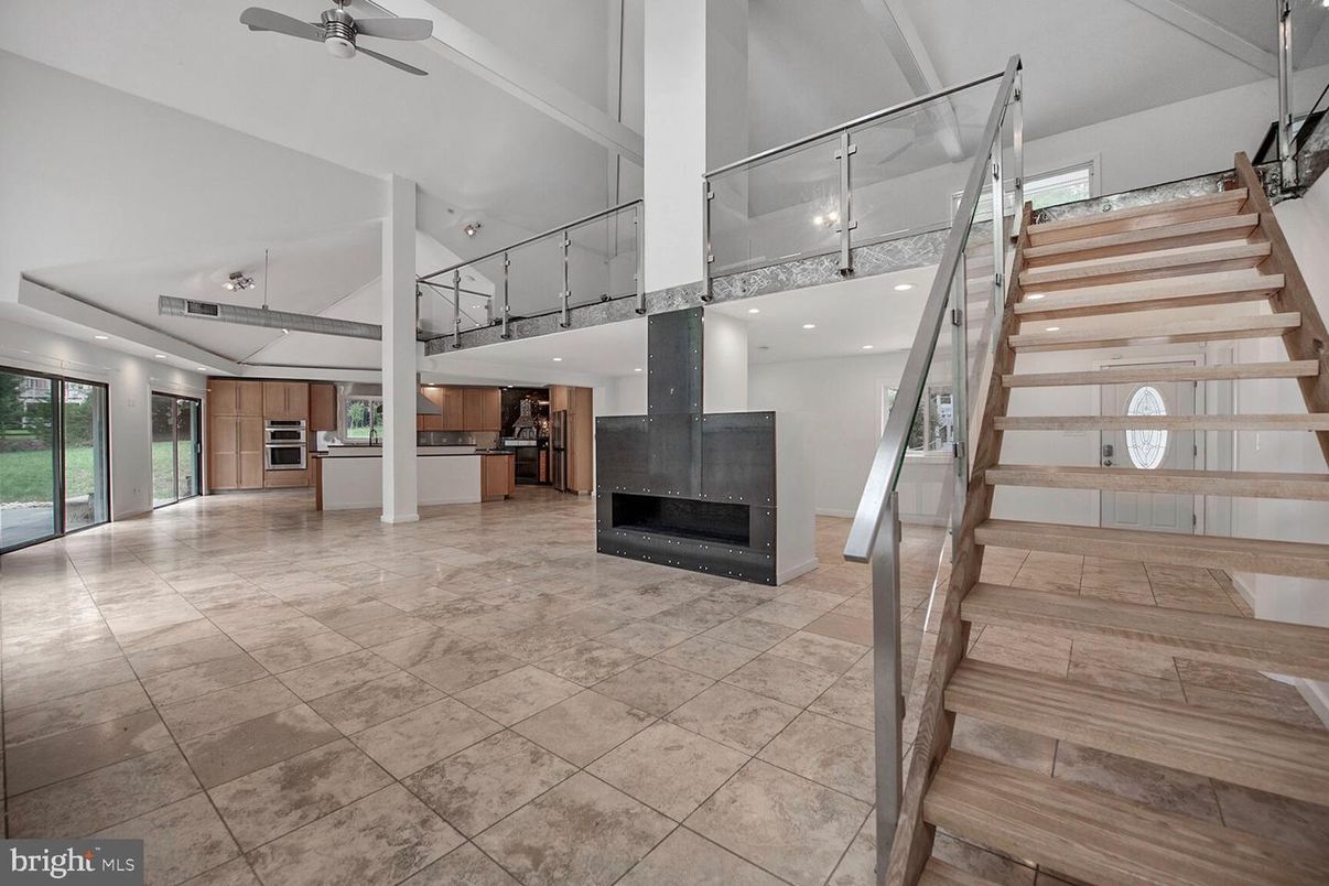 Fireplace, Interior, Recessed Lighting