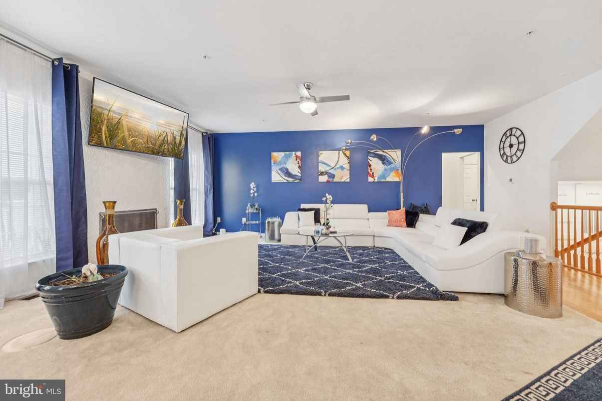 Fireplace, Interior, Living room
