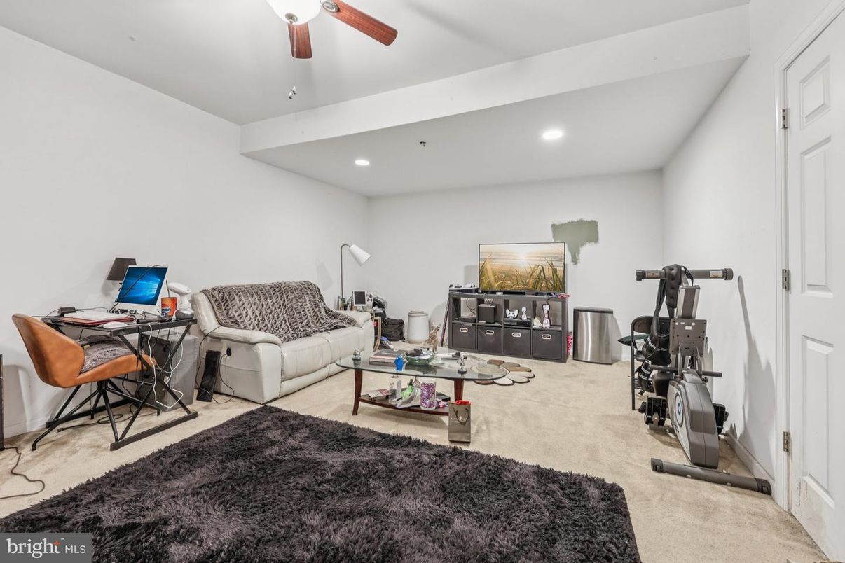 Fitness Equipment, Home Office, Interior, Recessed Lighting